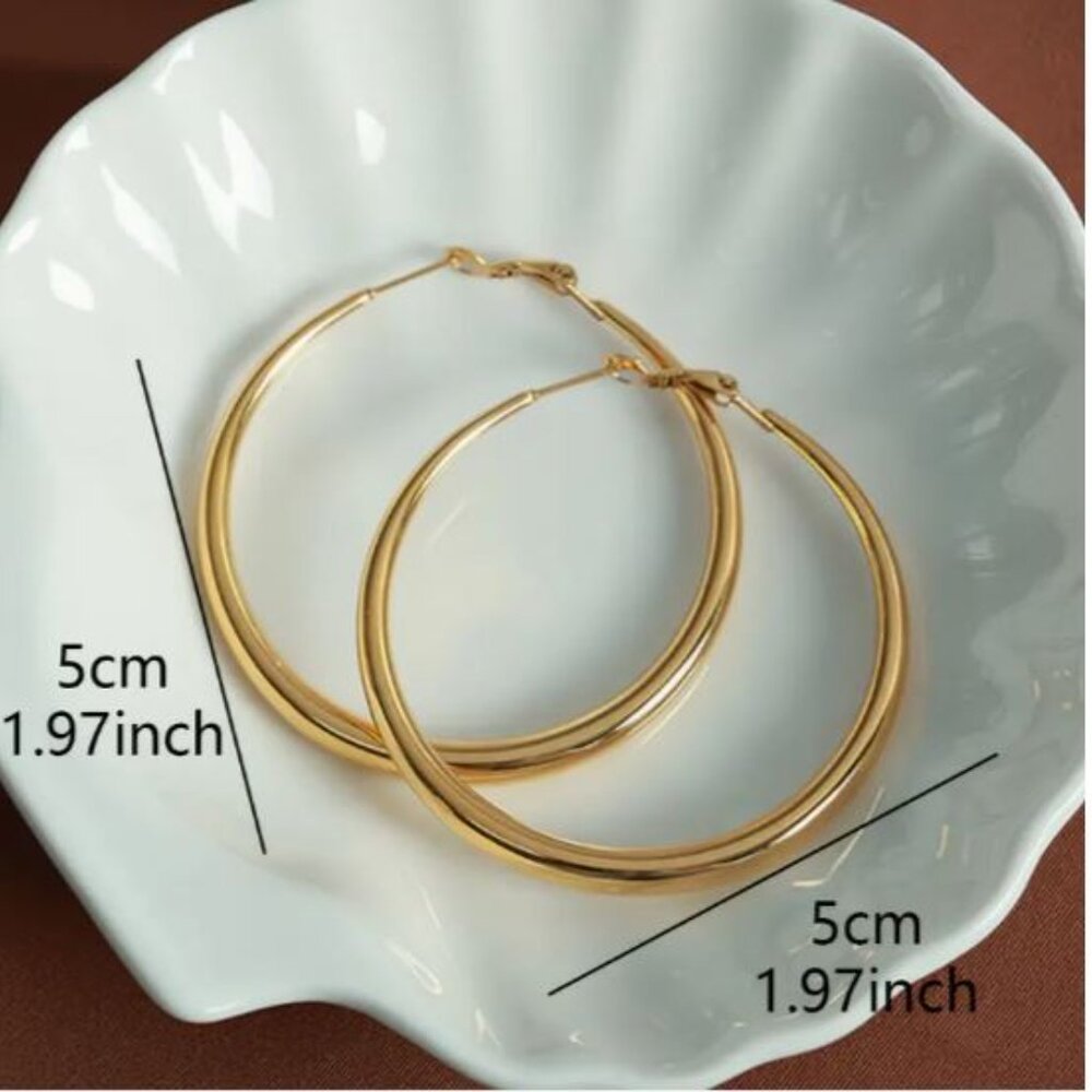 Private Label Gold Hoop Earrings - Picture 4 of 4